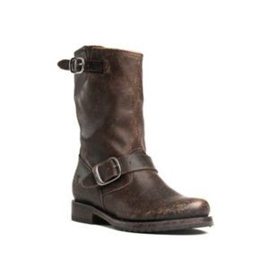 Frye Veronica boots. Size 8. Like new!